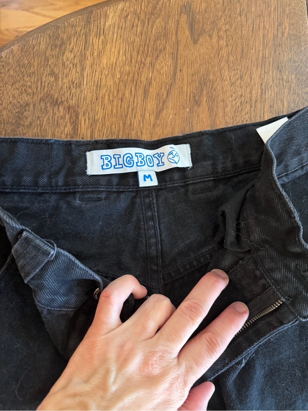 Men’s black skater jeans  - M